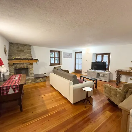 Grand-haury Da Andrea 2 Apartamento Arvier